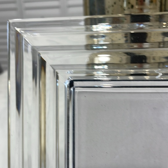 MODERN ORREFORS CRYSTAL CLEAR PHOTO/PICTURE FRAME. FOR 5” x 7” PHOTO - Picture 2 of 4